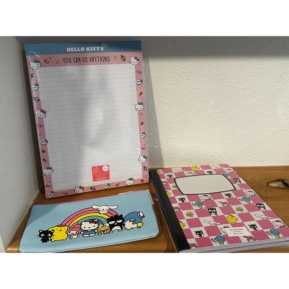 Hello Kitty & Friends Stationery Set 4 NWT - Picture 1 of 3